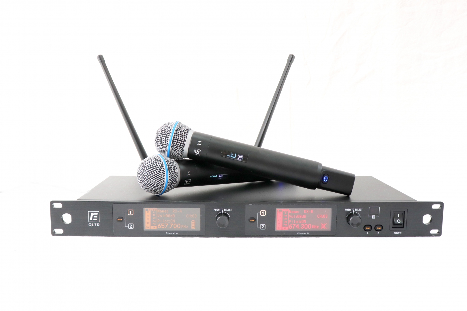 RFIntell QL7R/T1-B 720,500-754,000 МГц 2-канальная радиосистема с 2-мя ручными микрофонами в Николаевске-на-Амуре
